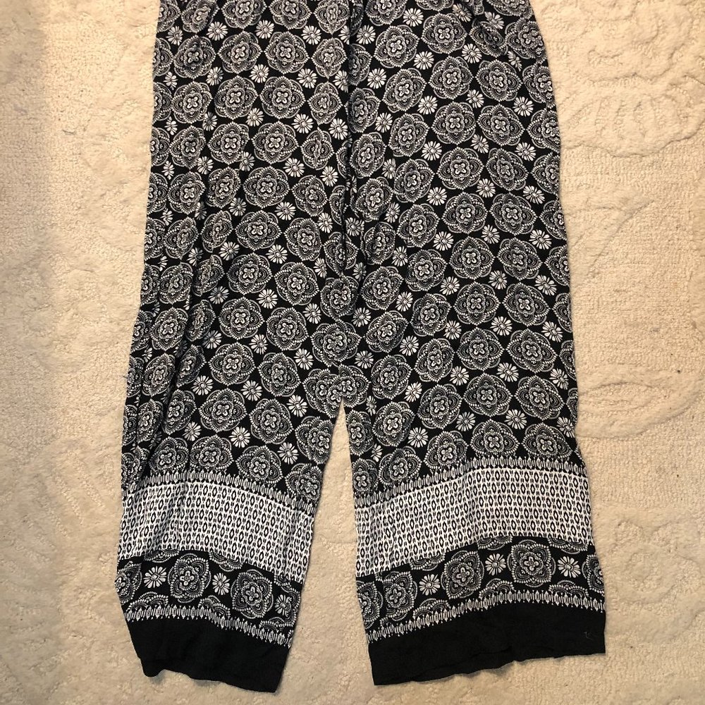 Daniel Rainn Black & White Pattern Wide Leg Pants